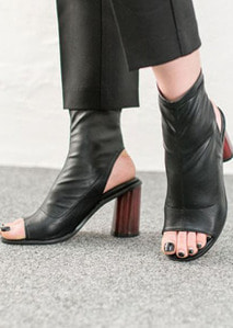 ★빠른배송★2018 new  European luxury, spring  toe open boots.  30%sale! 토 오픈 하이힐 봄 부츠~스판레져 8.5cm (225~250mm)